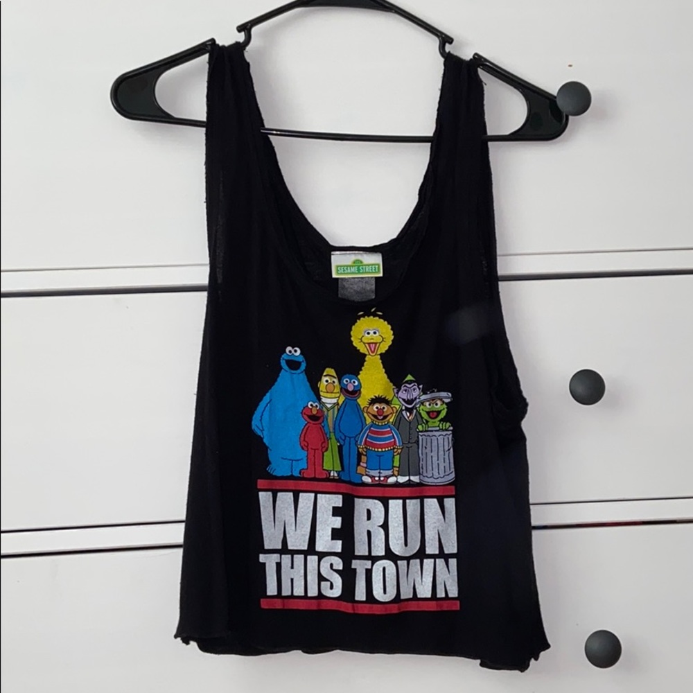A sesame street graphic tank top tee